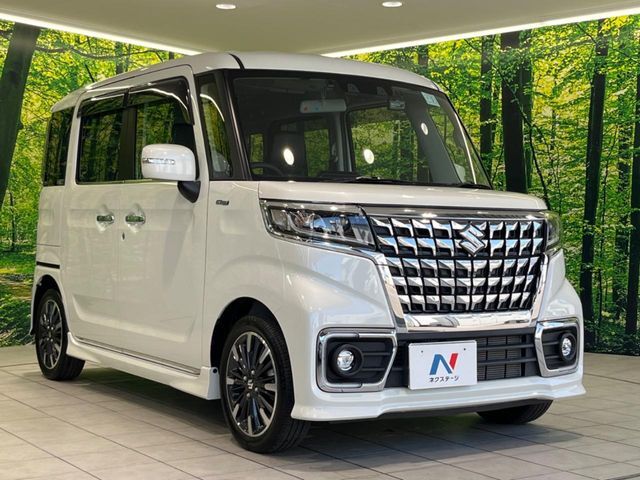 大好評のボディコーティング「弾スプラッシュコート」もご納車までに施工可能。通常のガラスコートと異なる、耐久年数6年の無機質ガラスコーティングが、ボディをキレイな状態に保ってくれます。