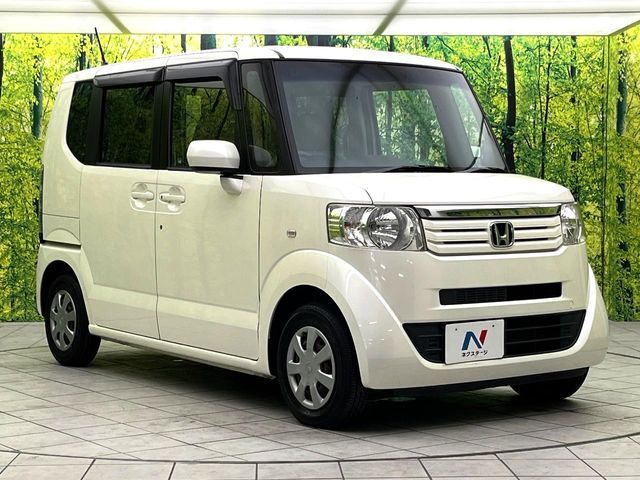 大好評のボディコーティング「弾スプラッシュコート」もご納車までに施工可能。通常のガラスコートと異なる、耐久年数6年の無機質ガラスコーティングが、ボディをキレイな状態に保ってくれます。