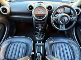 消費税、車検2年取得、登録、無料保証等が全て含まれ金額です。別途有料保証、法定点検も承ります。