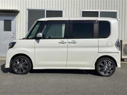 WECARSの在庫ページをご覧いただき誠にありがとうございます！WECARSは「お客様第一」をモットーにお客様のカーライフを全力でサポートいたします！