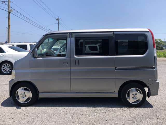 お仕事でもプライベートでもとても使い勝手の良い車両です(^^♪
