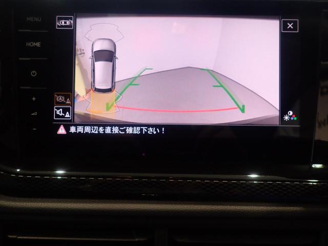 バックモニター搭載で車庫入れ安心！バック中の死角部分がモニターに映し出されるので安全性アップ！！