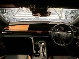 アイポイントが高く見晴らしの良い運転席です