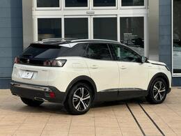 3008GT HYBRID4 パールホワイト（パノラミックサンルーフ付き）