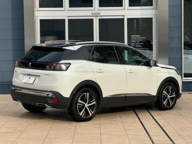 3008GT HYBRID4 パールホワイト（パノラミックサンルーフ付き）