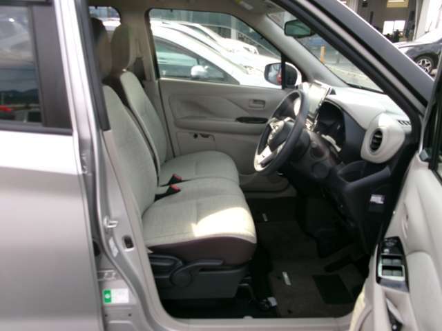 ☆スバルショップ　蔵王自動車販売☆整備工場有り☆お客様にご満足頂ける事を目標に営業しております。プロの整備士がしっかりと整備、点検いたします。