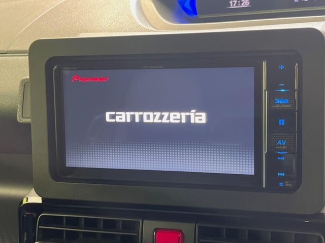 【ナビゲーション】目的地までしっかり案内してくれる使いやすいナビ。Bluetooth接続すればお持ちのスマホやMP3プレイヤーの音楽を再生可能！毎日の運転がさらに楽しくなります！！
