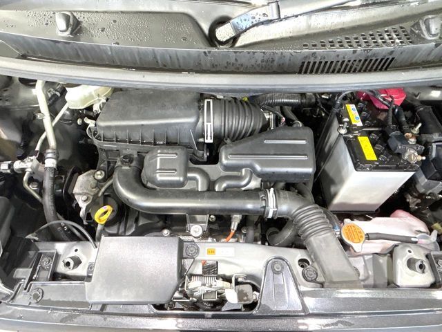 親切・丁寧な専門メカニックスタッフが応対！・車検・点検整備・事故等の修理などアフターサービスも安心。お車のカスタマイズもネクステージのサービススタッフまでご相談ください！