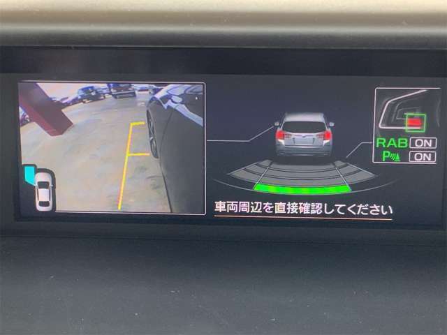 今じゃついていて当たり前と言われるナビももちろん装備済♪