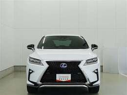 また、お車にあまり詳しくない方でも気軽に立ち寄って頂けるお店作りを目指しています。中古車選びに不安があるという多くのお客様の声に応えるべく『親切・丁寧・明瞭』をキーワードにしっかりサポート致します。