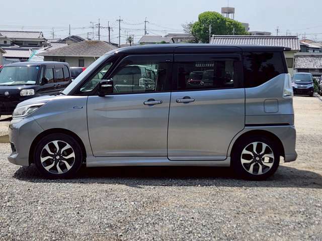 ★画像や動画を見ただけでお車の検討を進める事に抵抗がある方でも気軽に利用できるオンライン商談ならお車の検討はもちろん営業担当や店舗の様子も生中継でご覧いただけますので安心してお車をご検討頂けます。