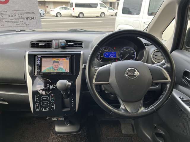 車を運転する際には運転席の存在は欠かせません。なのでしっかりとチェックしたいポイントですね。
