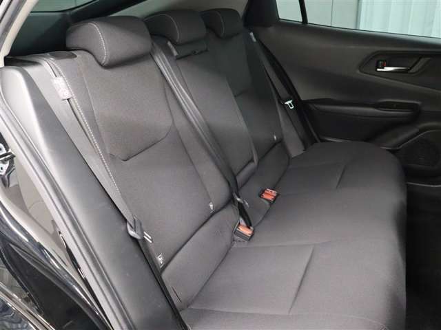 十分なクッションの厚みなどにより快適な座り心地も実現しています。