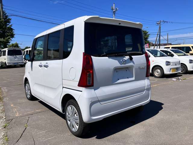 国交省の代わりに車検認定ができる「陸運局指定工場」の資格をもっており、熟練の整備士や国家資格を持った整備士が揃ってます！