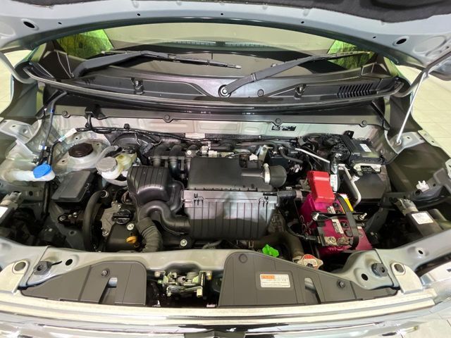 親切・丁寧な専門メカニックスタッフが応対！・車検・点検整備・事故等の修理などアフターサービスも安心。お車のカスタマイズもネクステージのサービススタッフまでご相談ください！