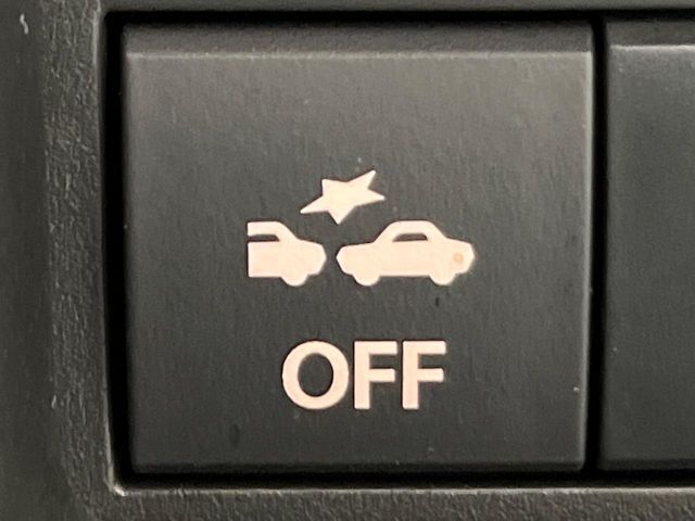 【スズキ　セーフティサポート】走行中に前方の車両等を認識し、衝突しそうな時は警報とブレーキで衝突回避と被害軽減をアシスト。より安全にドライブをお楽しみいただけます。