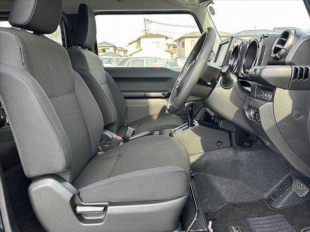 気になる車両などあれば、すぐにお問合せ下さい！右のカーセンサー専用ダイヤルからお電話いただくとスタッフがご質問にお答えいたします。