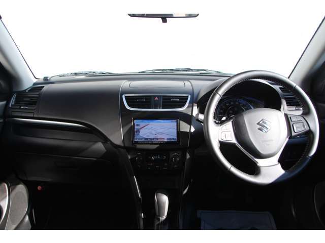 中古車選びの基本は、内外装のクオリティー！ご連絡・ご来店お待ちしております。ローンのご相談もお気軽にどうぞ！無料電話0066-9711-946270もしくは048-556-1865まで！