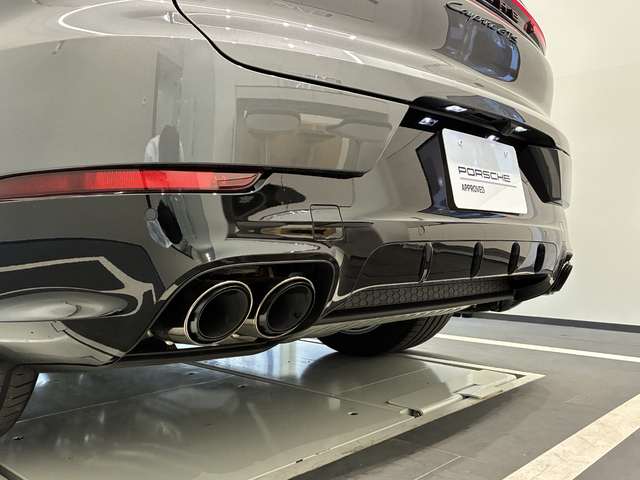 ポルシェセンター練馬では、豊富な在庫の認定中古車準備して皆様のご来店を心よりお待ちしてます。