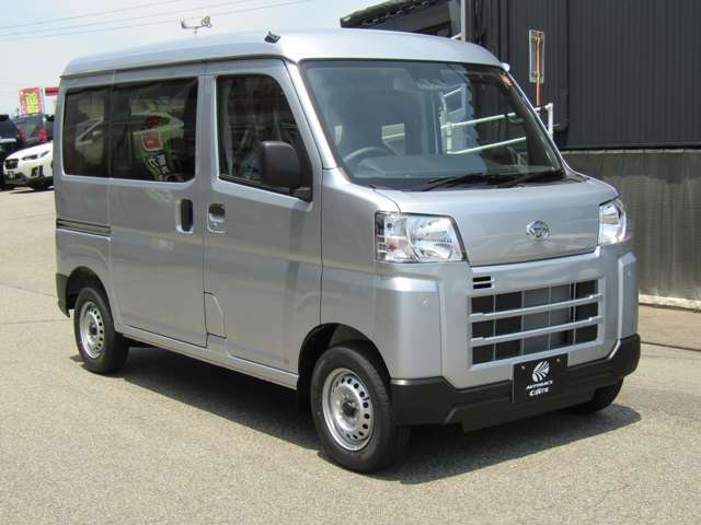 今のお車の買取・下取もお任せください。業界騒然！特許取得の買取システムで、買取時の見積もり書をお渡しします。口頭などでの駆け引きはいたしません。買取もぜひオートバックスカーズ富山南にお任せください。
