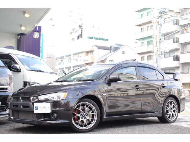 お電話またはメールでの商談も可能です。追加の写真対応も賜りますのでご遠慮なくお申し付けください。お手数ですが、お電話で在庫確認の上、ご来店お願い致します！