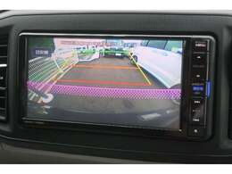 【バックカメラ】付きで車庫入れも簡単です♪