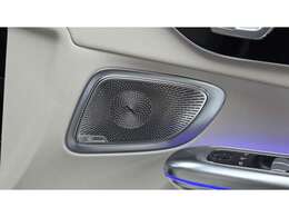 オプションのブルメスター3Dサラウンドサウンドシステム