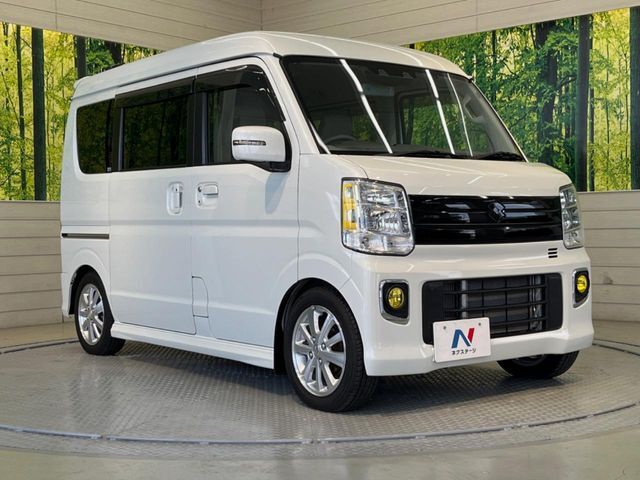 大好評のボディコーティング「弾スプラッシュコート」もご納車までに施工可能。通常のガラスコートと異なる、耐久年数6年の無機質ガラスコーティングが、ボディをキレイな状態に保ってくれます。