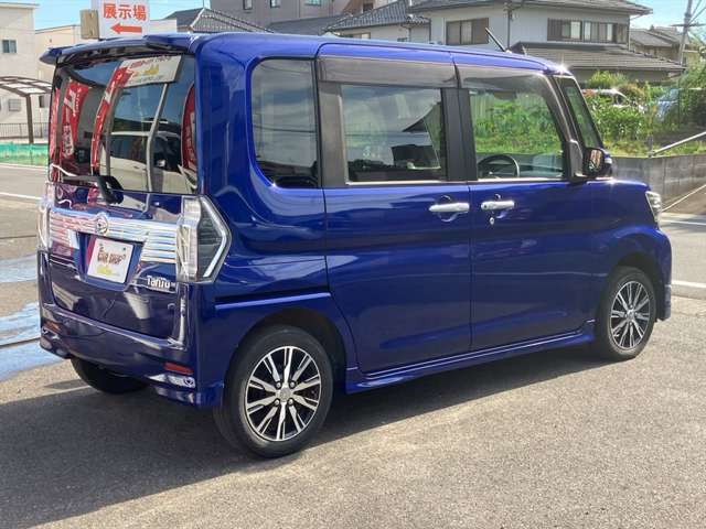 ご来店されずにご購入いただく場合は手付金として1万円をご入金していただければお車は売約済みとさせていただきます。残金は納車日前日までに指定口座へご入金していただきます。