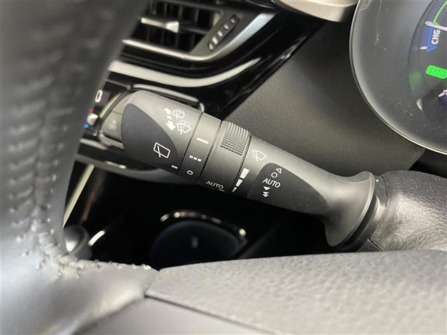 【運転席操作部】快適なドライブを楽しむための機能が装備されています！運転席から触れるので、使いやすいです！除菌プランいれていただくと、さらに清潔で安心していただけます！