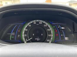 【スピードメーター】メーターがシンプルで見やすく運転しやすいですね！