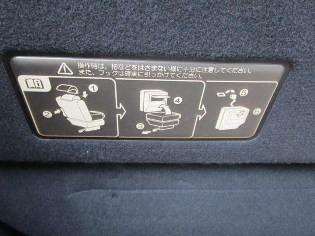 板金、修理等も行っています。店舗が大きくないからこそ出来るフットワークのかるい、プライスにてやらせて頂いております。是非比較してみて下さい。見積もり歓迎スピーディーかつお客様に喜んで頂ける仕事を。