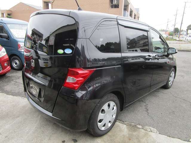 下取り査定もおまかせ下さい。大切にお乗り頂いたお車を高額査定いたします。お問い合わせは通話料無料フリーダイヤル：0066-9711-445015！