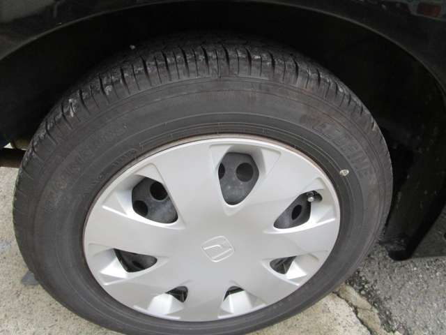 エンジンミッション1ヶ月又は1000キロ保証。有償保証1年から3年まで237項目にわたりロードサービス付の安心プランもございます。※「初度登録より13年13万キロまで」一部対象外車種もあります。