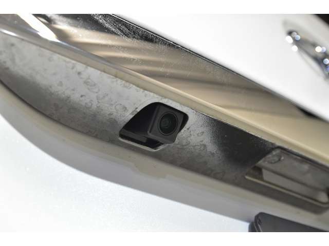 ■バックカメラ★即納台数多数取り揃えております！あなたに気に入っていただけるお車ご提案します☆スタッフ一同ご来店お待ちしております。シーアールエス大阪店06-6852-9000