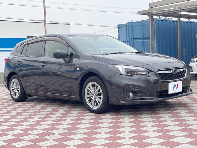 大好評のボディコーティング「弾スプラッシュコート」もご納車までに施工可能。通常のガラスコートと異なる、耐久年数6年の無機質ガラスコーティングが、ボディをキレイな状態に保ってくれます。