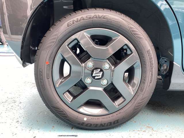 ホイール装着車です。オシャレは足元から♪