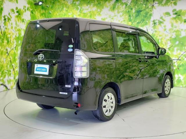 全国に店舗を展開しているのでどこでもお取り寄せが可能です！この車が気になるけど遠方だから・・・と諦める必要はありません！※別途陸送費が必要です。