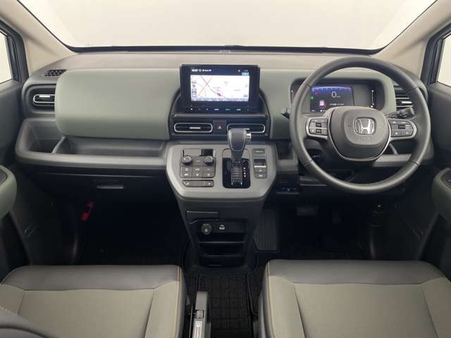 【インパネ全体】『インパネ全体』の画像になります。写真の内容に関してご不明点、ご質問等がございましたらお気軽にガリバー店舗までお問い合わせください。