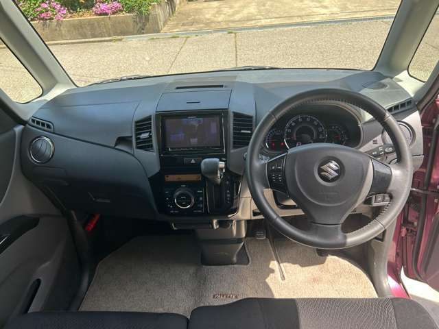 ご覧いただきありがとうございます♪気になったお車がありましたらお気軽にお電話をください♪