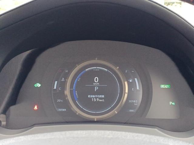 ナビ、ドラレコ、ETC、フリップダウンモニター、デジタルインナーミラーetc…後付け可能です！オプションも豊富に取り揃えておりますのでご安心ください！