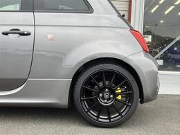 純正17インチアルミ