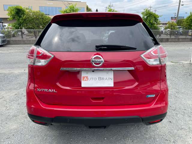 【納車前に洗車、磨き上げ致します！】お客様に綺麗な状態でお渡しできるように、一台ずつ丁寧に仕上げています。薄利多売！安心☆満足☆納得価格☆格安販売専門店オートブレーン☆