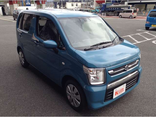 お客様にお気に入りのお車を安心して長くお乗りいただくために、ケイカフェは最長10年間、325項目以上をカバーする10年保証プランをご用意しております。月々約332円でご加入いただけますのでぜひご検討下さい！