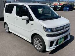 東京海上日動火災保険の代理店ですので万が一の事故も安心。任意保険は車を購入するときに見直しが必要です。プロのスタッフが金額や保証を含めてお客様の最善な保険内容を提案させて頂きます。