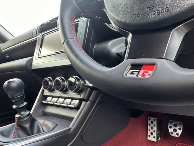 GR86
