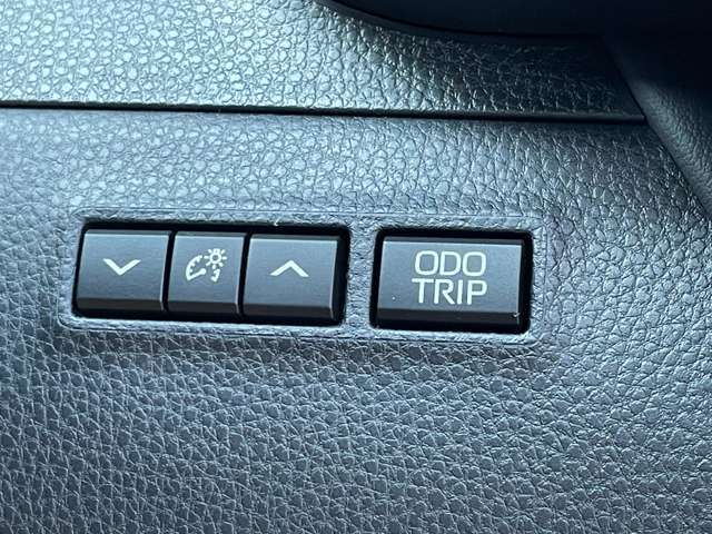 【運転席操作部】快適なドライブを楽しむための機能が装備されています！運転席から触れるので、使いやすいです！除菌プランいれていただくと、さらに清潔で安心していただけます！
