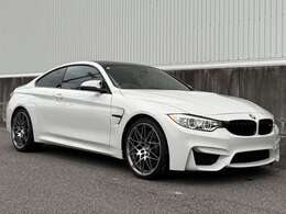 内外装目立つ傷凹み、ホイールガリキズ等無く大変綺麗な状態です！