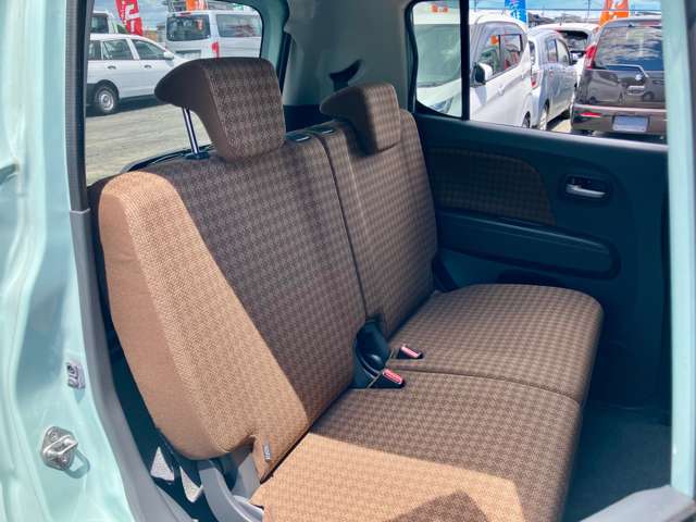 納車前には、点検整備実施、エンジンオイル、オイルエレメント、ブレーキオイル、ワイパーゴム、バッテリー、エンジンオイル添加剤、燃料添加剤、ラジエーター添加剤・ここまでが最低交換部品です。
