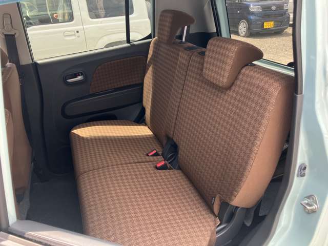 納車前には、点検整備実施、エンジンオイル、オイルエレメント、ブレーキオイル、ワイパーゴム、バッテリー、エンジンオイル添加剤、燃料添加剤、ラジエーター添加剤・ここまでが最低交換部品です。